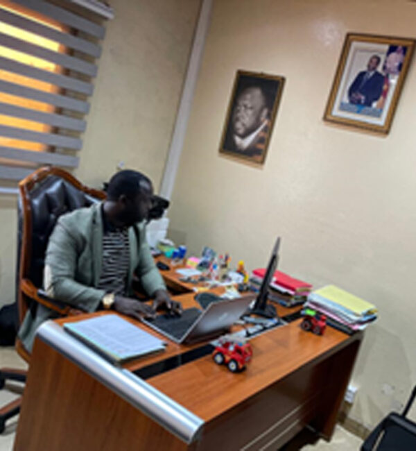 Directeur générale